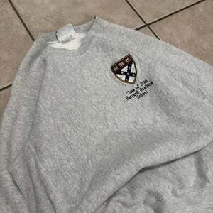 Vintage 1996 Harvard University Sweatshirt Harvard Business School Crewneck